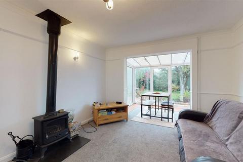2 bedroom detached house to rent, Carlton Hill, Herne Bay, Kent, CT6