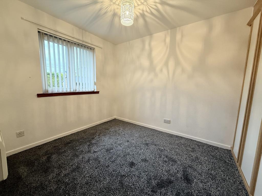 29 Mosspark Crescent, Dumfries, DG1 4 PQ - Braidwoo