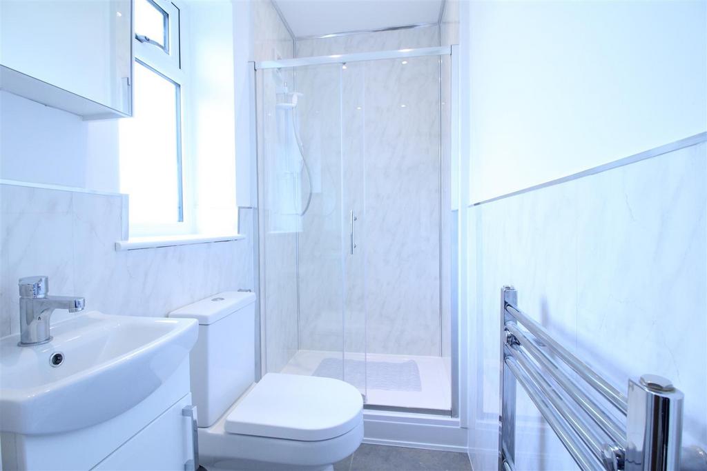 Hh2y9 AE zkqvvz Oc6 K1p0 Q.jpg