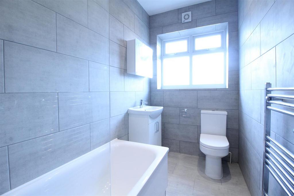 UVAQGZBar Uqyb Wr QKu BBiw.jpg