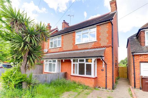undefined, Mount Road, Surrey GU6