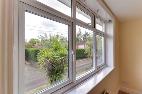 undefined, Mount Road, Surrey GU6