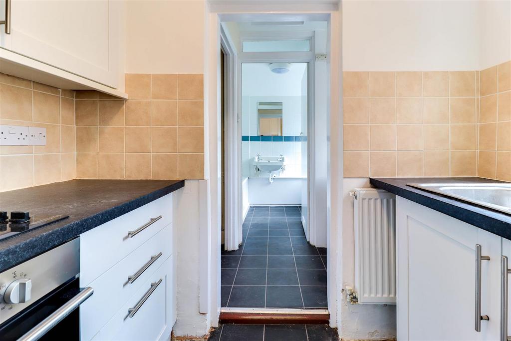 Kitchen 1.2.jpg