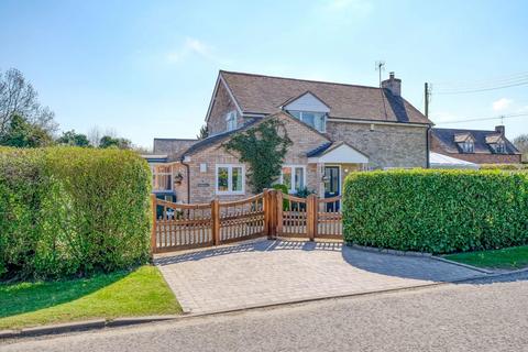 Overlea Earls Common Road, Stock Green, Redditch, B96 6SY