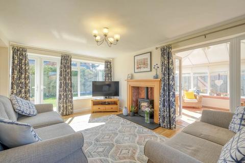 Overlea Earls Common Road, Stock Green, Redditch, B96 6SY