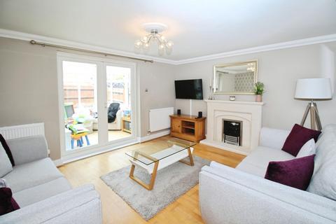 86 Colonel Stephens Way, Tenterden, TN30 6EZ