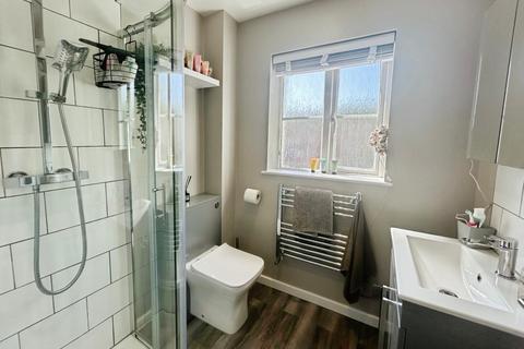 86 Colonel Stephens Way, Tenterden, TN30 6EZ