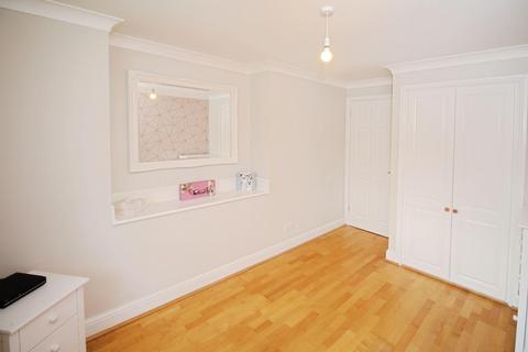 86 Colonel Stephens Way, Tenterden, TN30 6EZ