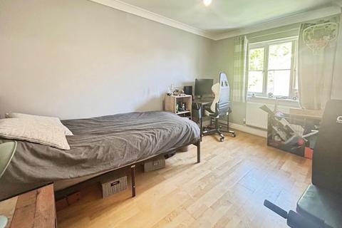 86 Colonel Stephens Way, Tenterden, TN30 6EZ