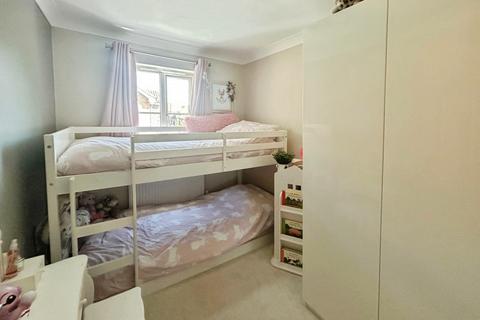 86 Colonel Stephens Way, Tenterden, TN30 6EZ