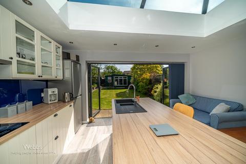 11 Beaumont Road, Walsall, WS6 6EB