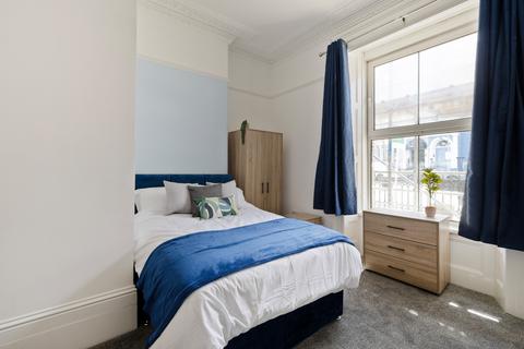 1 bedroom in a house share to rent, 73 Citadel Road, Devon PL1