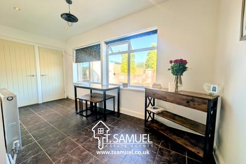 3 bedroom semi-detached bungalow for sale, Fair View, Hirwaun, Aberdare