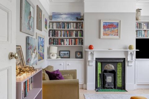 4 Mervyn Road, London, W13 9UN