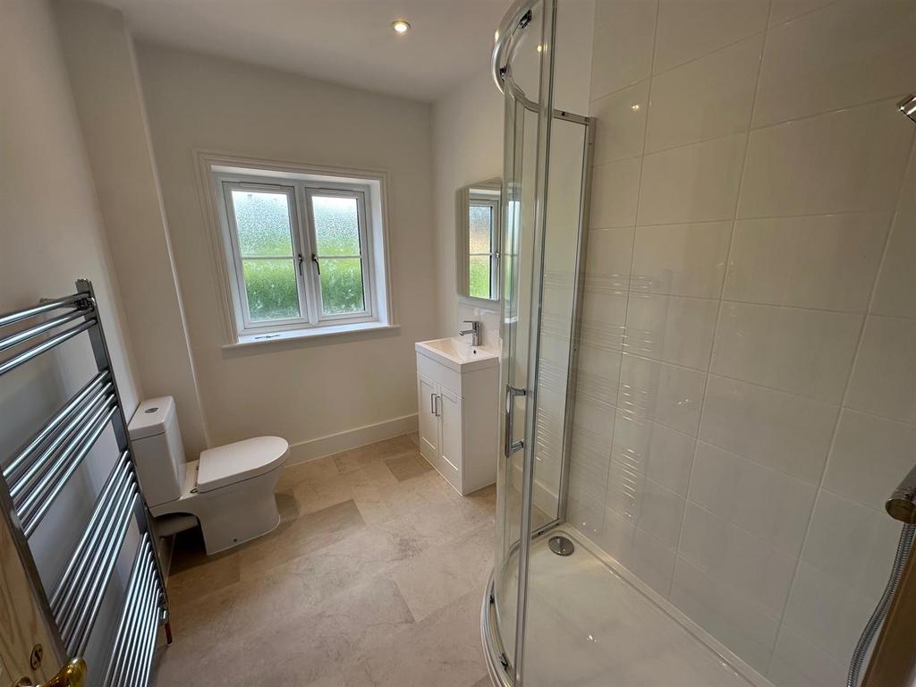 Ensuite.jpg