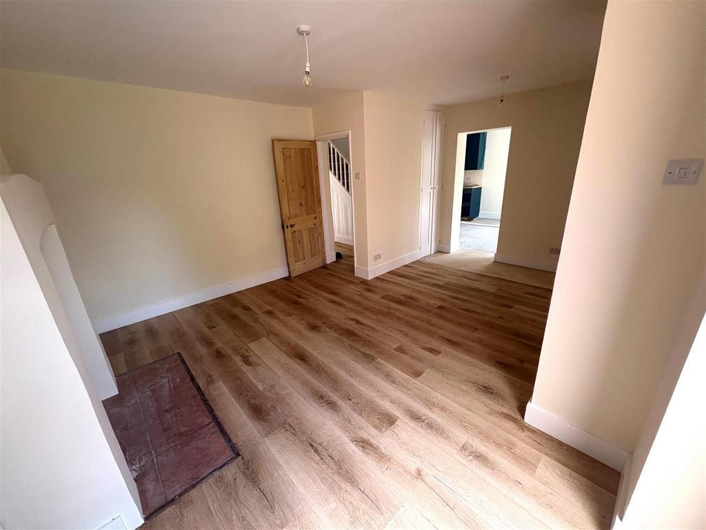 Reception Room 2.jpg