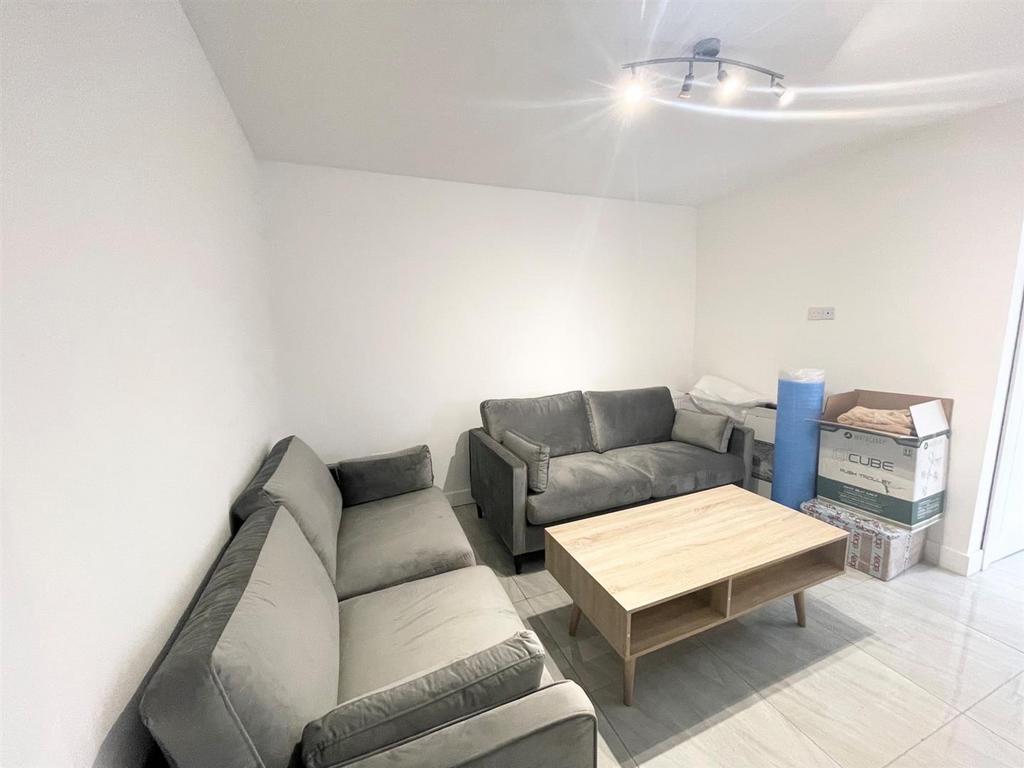 O hz Jp2f7 Euo0sl QJAHNOQ.jpg