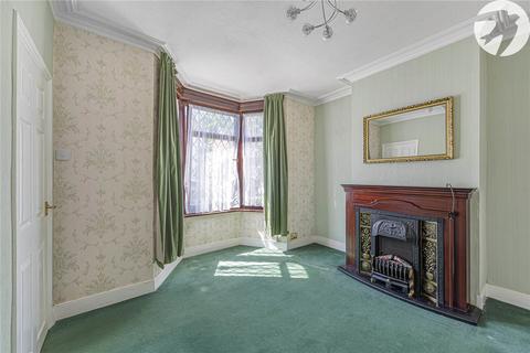 17 Eglinton Road, Swanscombe, DA10 0HS