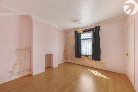 17 Eglinton Road, Swanscombe, DA10 0HS