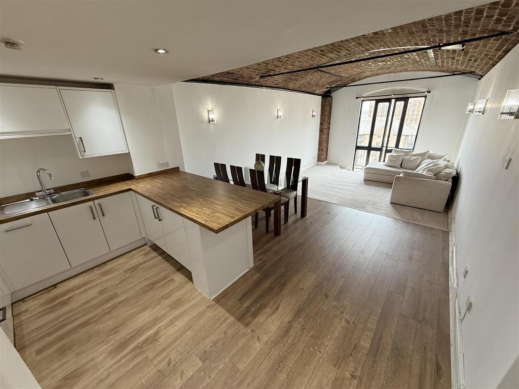 Lounge/kitchen