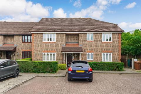9 Westminster Gardens, London, E4 6ER