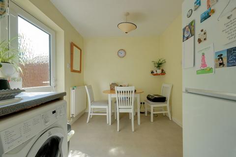 2 bedroom terraced house for sale, Coulstock Road, Burgess Hill, RH15