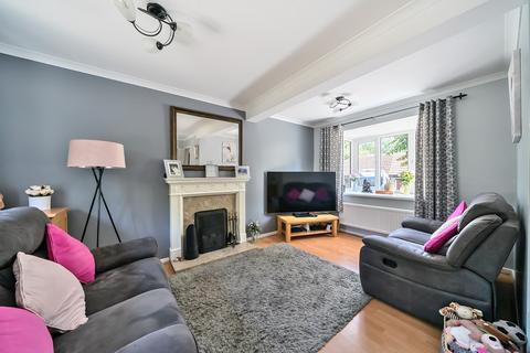 undefined, Ivar Gardens, Lychpit, Basingstoke, RG24