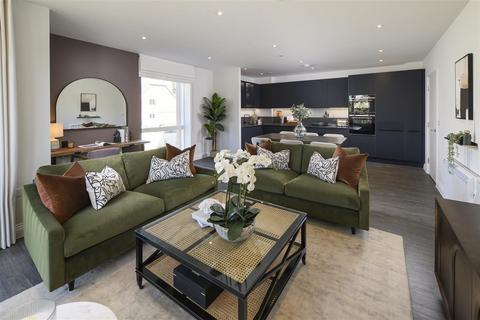 3 bedroom flat for sale, Hildenborough, Tonbridge