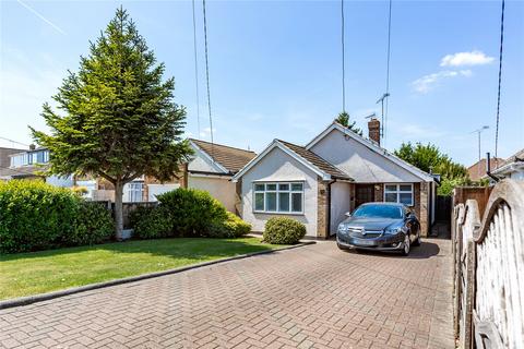 2 bedroom detached bungalow for sale, Guernsey Gardens, Wickford, Essex, SS11