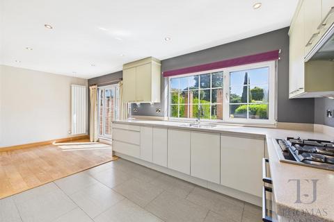 3 bedroom semi-detached house for sale, Jasper Close, Radcliffe-On-Trent, Nottingham