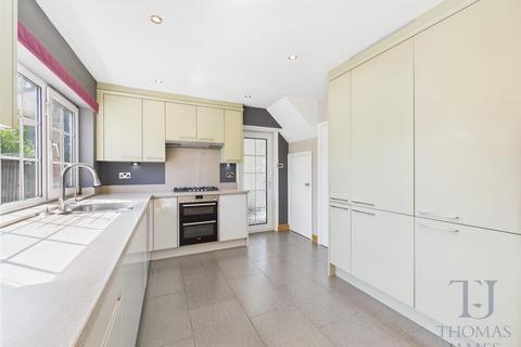 3 bedroom semi-detached house for sale, Jasper Close, Radcliffe-On-Trent, Nottingham
