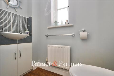 2 Burnet Close, Pinewood, Ipswich, IP8 3TN