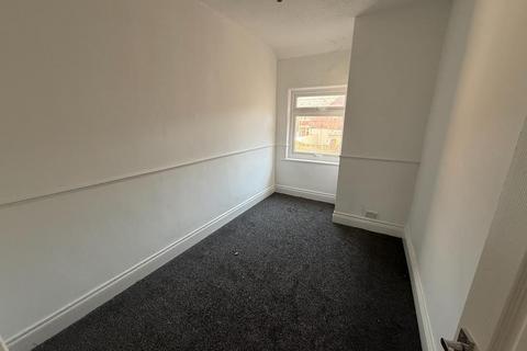 3 bedroom flat to rent, Ethel Terrace, South Shields NE34