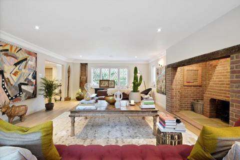 6 bedroom detached house to rent, Fairfield Park, Cobham, Surrey, KT11