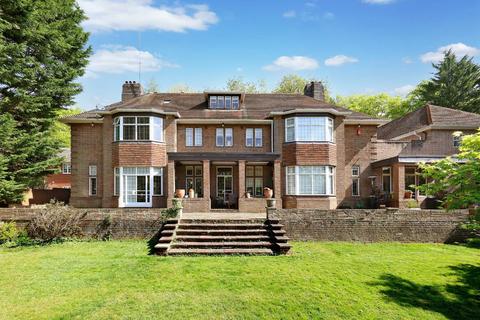 6 bedroom detached house for sale, Manor Road, Penn, Buckinghamshire, HP10