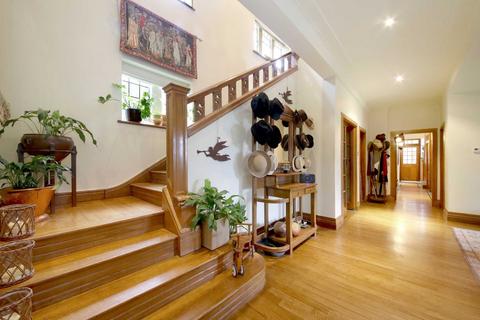 6 bedroom detached house for sale, Manor Road, Penn, Buckinghamshire, HP10