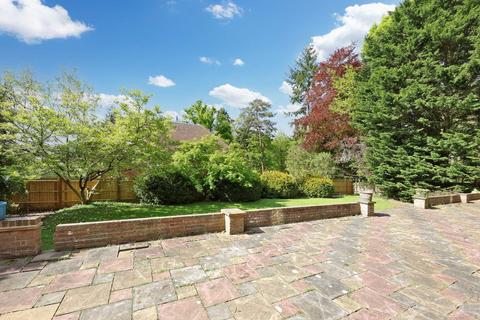 6 bedroom detached house for sale, Manor Road, Penn, Buckinghamshire, HP10
