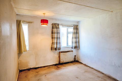 89 Columbia Close, Gloucester, GL1 3DQ