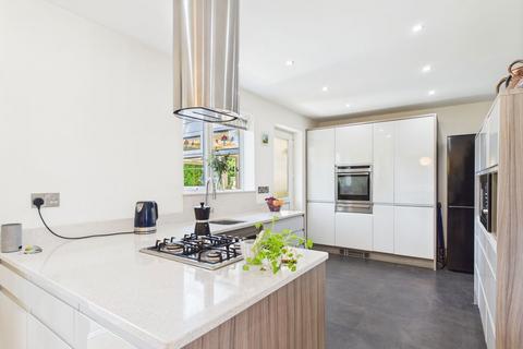 4 Thornton Close, Rufford, Ormskirk, L40 1UW