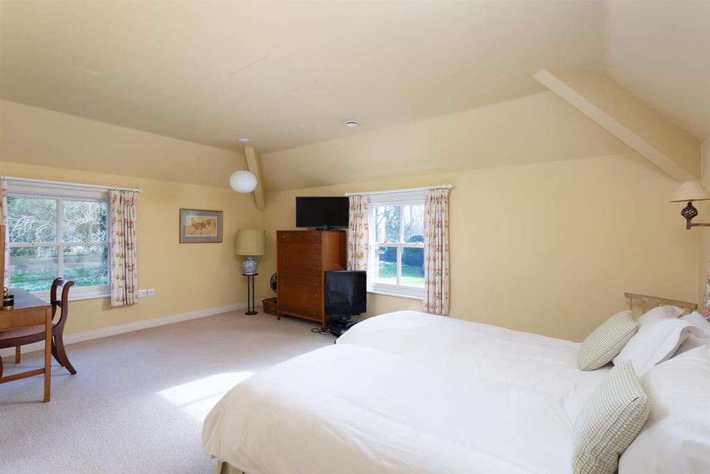 Bedroom 3 Suite