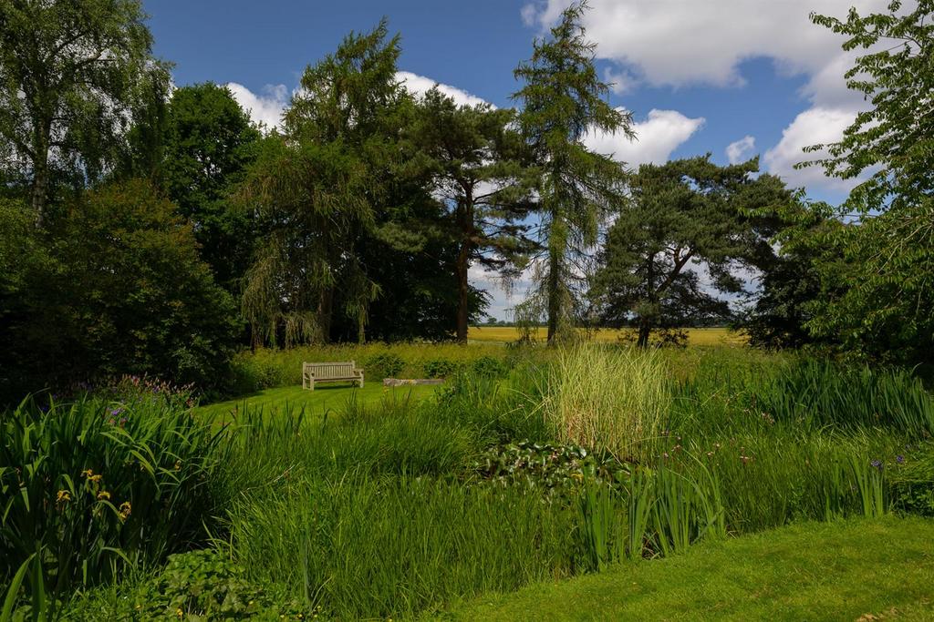 Gardens &amp; Pond