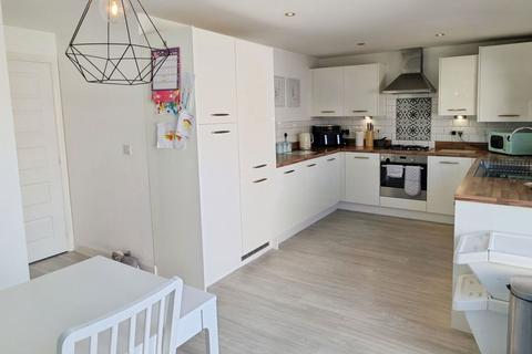 15 Niven Drive, Tonna, Neath, SA11 3FA