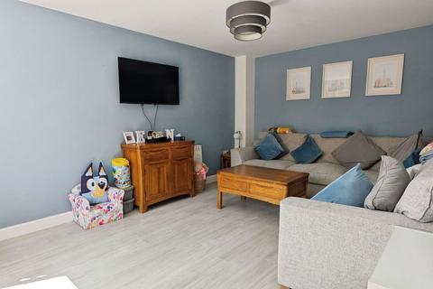 15 Niven Drive, Tonna, Neath, SA11 3FA