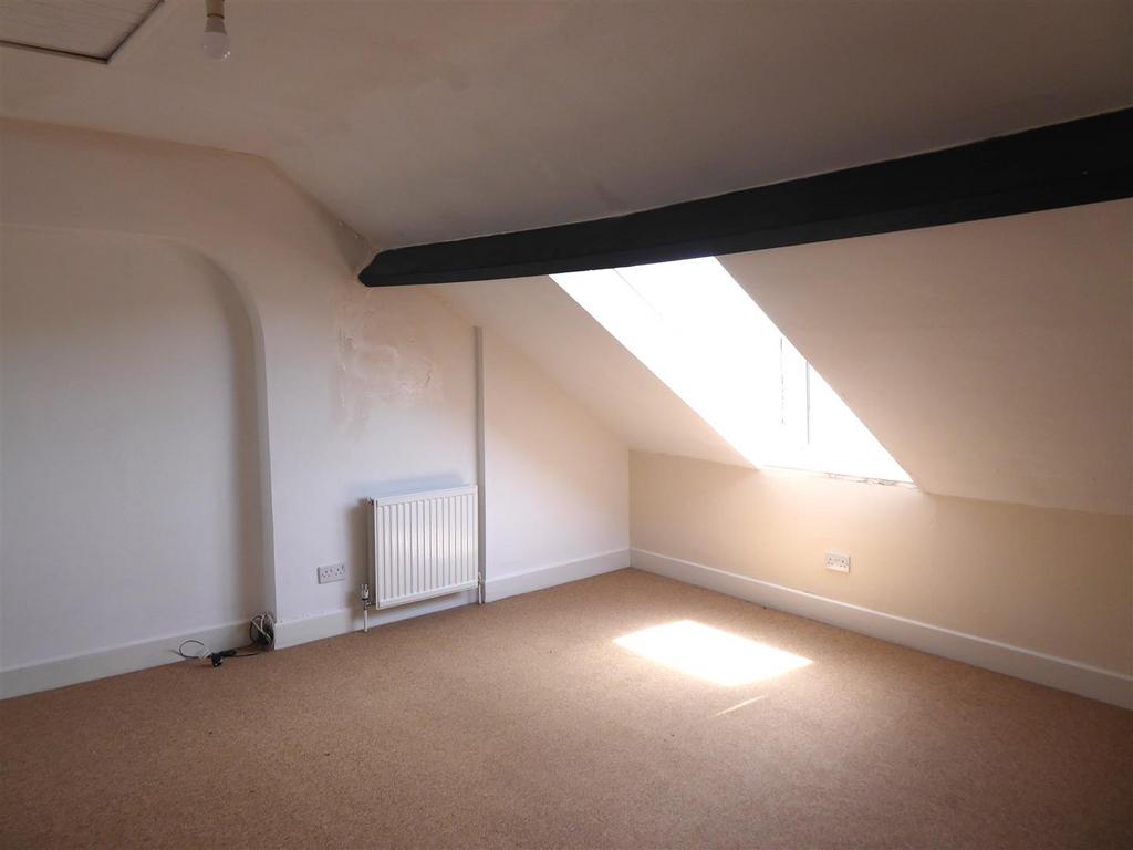 Bedroom 2,1.JPG