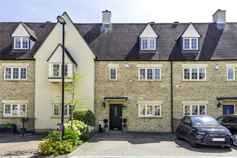 4 bedroom terraced house for sale, Ashford Close, Woodstock, Oxfordshire, OX20