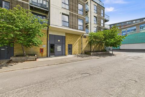 undefined, Hepworth Way, Walton-On-Thames