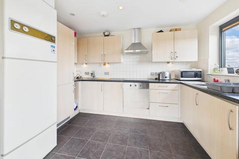 undefined, Hepworth Way, Walton-On-Thames