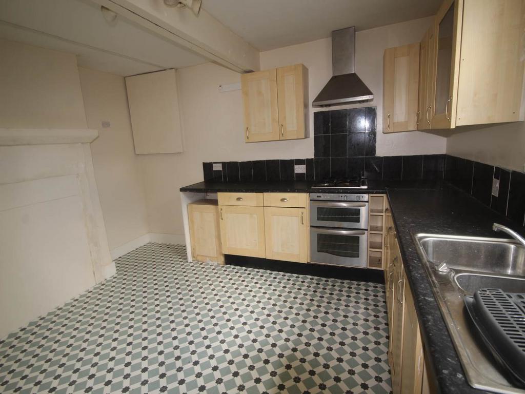 Kitchen (2)