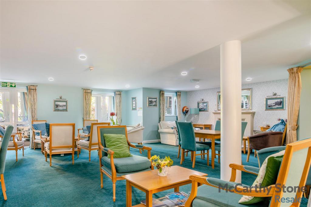 8646785-interior11.jpg