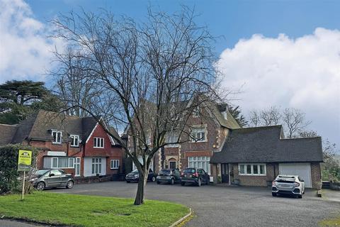 undefined, Alma Road, Reigate